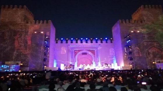 مارسيل خليفة يلهب حماس عشاق أغانيه بفضاء باب الماكينة بفاس