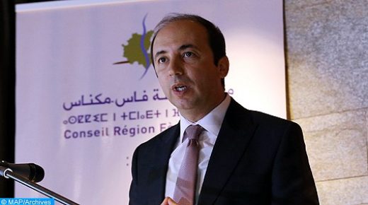 تعيينات باك صاحبي والصفقات المدرة للدخل تهز وزارة الصحة
