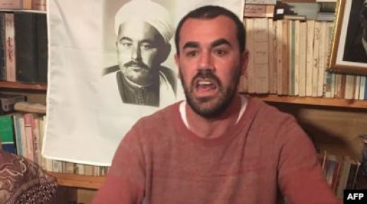 الزفزافي من داخل السجن: في بلادي ظلموني!