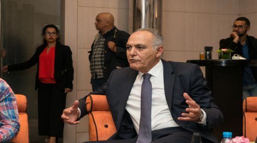 هذا ما أغضب القصر الملكي وجهاز الدبلوماسية المغربية في تصريحات رئيس “الباطرونا”!.. مزوار مُتهم بالتحريض على الإحتجاجات على صاحب السٌلط وإجباره على تقاسمها مع الشعب والإنفتاح على المعارضة الحقيقية والإسلاميين