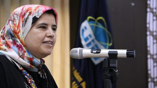 الله يعطيكوم زهر جميلة مصلي!.. قصة الوزيرة الأستاذة التي لم تُدرس التلاميذ يوماً واحداً بعد تعيينها وْوَلاَتْ برلمانية مرتين ووزيرة ثلاث مرا