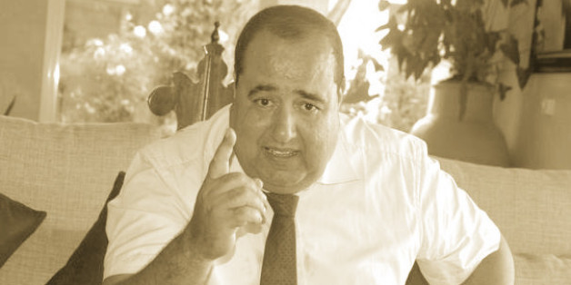 الرْوينة فْالإتحاد الإشتراكي.. إتحاديون يطالبون لشكَر بتقديم إستقالته من قيادة الحزب ويفضحون ترافعه عن ملفات فاسدة وجني أرباح خيالية تُمْتَصُّ من عرق الموظفين