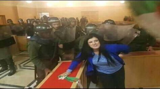 الجزائر: “صدمة” بعد اقتحام الدرك مجلس قضاء وتعنيف قضاة ـ (صور وفيديوهات)