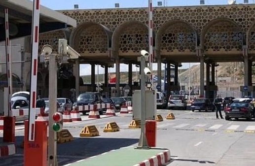 المغرب يتعهد بـ”إعادة الأمور إلى نصابها” في معبر سبتة