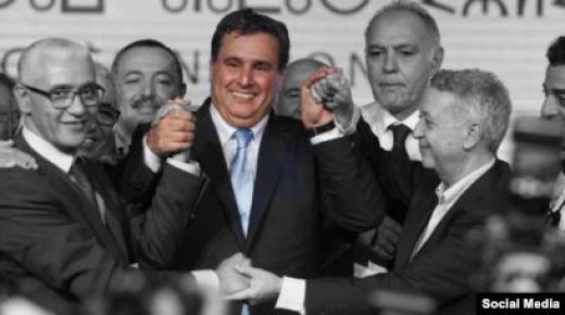 العدالة والتنمية يتهم أخنوش بالإستقواء بالخارج للفوز بالإنتخابات