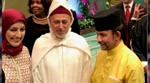 بسبب لقائه مع العدل والإحسان.. تفاصيل إعفاء السفير المغربي بماليزيا وتجريده من حصانته وإمتيازاته الدبلوماسية!