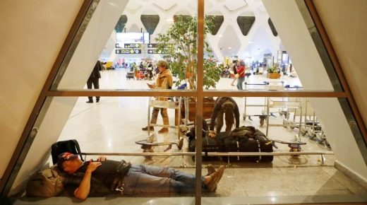 تفاصيل مثيرة حول مئات الهولنديين الذين تقطعت بهم السبل في المغرب يتهمون حكومة بلادهم بالتخلي عنهم