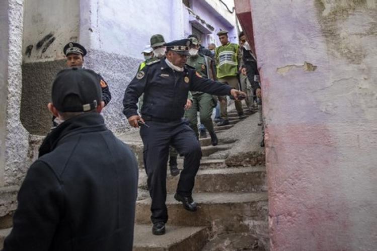 حسب معطيات الحالة الوبائية واللقاح.. هذا هو تاريخ تخفيف الإجراءات الاحترازية في المغرب!