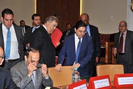 الوزير بوريطة يخذل الملك في عز أزمة كورونا ويهرب من البرلمان رافضا تبرير مواقف الدولة لإجلاء المغاربة العالقين بالخارج وإجماع وطني واسع على فشله الدبلوماسي والوزيرة الوافي تتحسر وترفع الراية البيضاء تحت قبة البرلمان