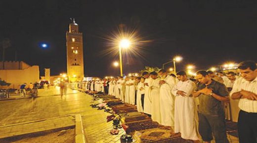 المجلس العلمي الأعلى: صلاة التراويح في المنازل فرادى أو جماعة مع الأهل