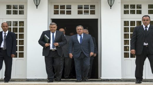 بعد الشروع في تخفيف قيود الحجر الصحي.. وزارة الداخلية تسمح بانعقاد دورات الجماعات العادية والاستثنائية بشكل حضوري