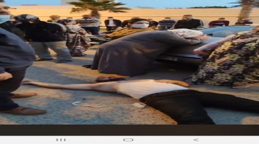 بحماية من والي جهة الداخلة وأمام أعين رجال الأمن!.. مافيا مسلحة تشن هجوما عنيفا على مستخدمي فندق صحراء ريجينسي بالداخلة والقضية وصلت البرلمان ومكتبي رئيس الحكومة ووزير الداخلية وأخذت مجرى حقوقي دولي