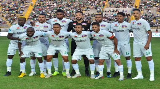 الرجاء يؤكد إصابة لاعبين بكورونا قبل مواجهة الزمالك