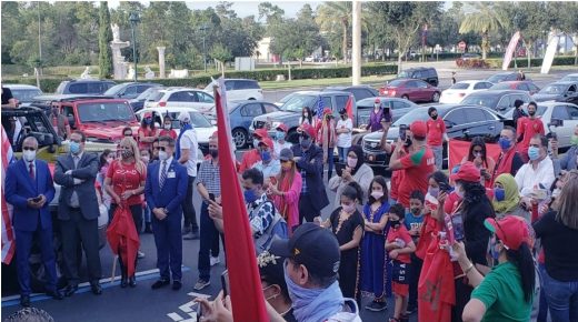 مغاربة أمريكا يخرجون بكثافة في مسيرة السلام بأورلاندو