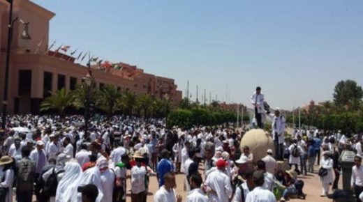 الأساتذة المتعاقدون يصعدون احتجاجاتهم