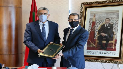 بعد عيادته في المستشفى.. رئيس الحكومة يكشف عودة الوزير الرميد لمهامه!