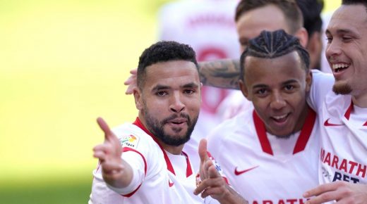 النصيري وبنزيما وميسي أبرز المرشحين لجائزة الشهر بالليغا