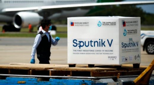 وزير الصحة يكشف موعد تسلّم المغرب لشحنات لقاح “سبوتنيك” الروسي