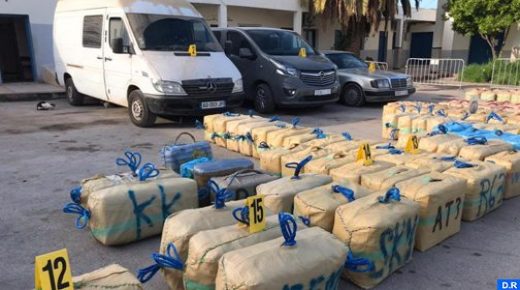 تفاصيل إحباط محاولة للتهريب الدولي للمخدرات وحجز أربعة أطنان و779 كلغ من مخدر الشيرا