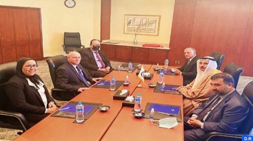 رئيس البرلمان العربي يشيد بالدور الريادي الذي يضطلع به الملك في دعم القضايا العربية والإقليمية