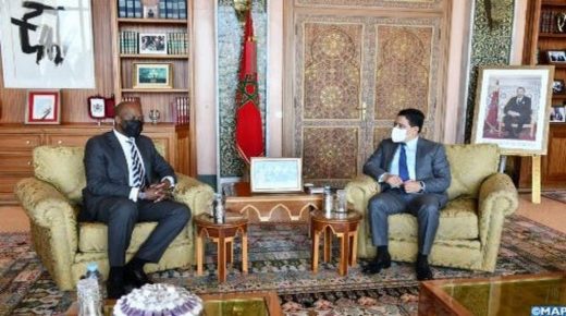 السيد ناصر بوريطة يتباحث مع الأمين العام لمنطقة التبادل الحر القارية الإفريقية