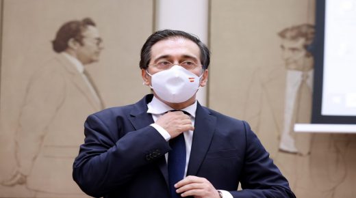 وزير الخارجية الإسباني يقول إنه “غير راض” عن التعاون المغربي في مكافحة الهجرة غير النظامية