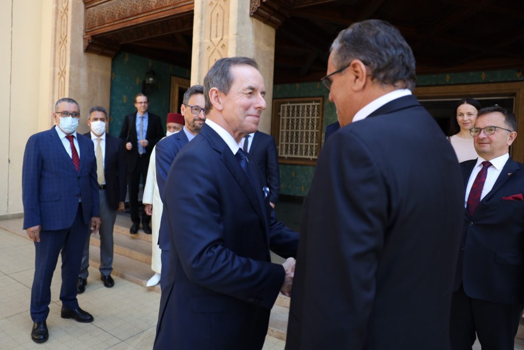 وفد بولوني يثير الأزمة الأوكرانية مع رئيس الحكومة عزيز أخنوش