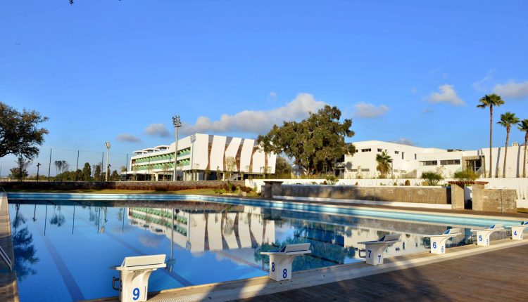 صحفيون أفارقة منبهرون بمركب محمد السادس لكرة القدم ويشيدون بدور الجامعة