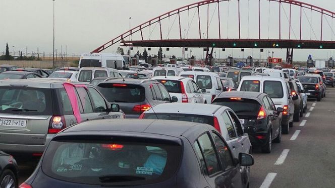 انطلاق أشغال إنشاء ممر تحت الطريق السيار الرباط – الدار البيضاء