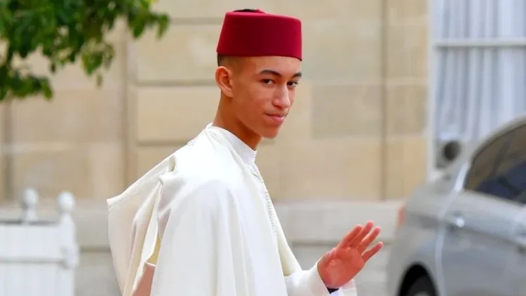 ترقب حضور ولي العهد والأمير مولاي رشيد مباراة المغرب ضد كرواتيا