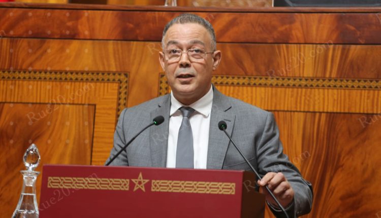 لقجع ينفي إشاعة فرض تقييدات جديدة على الهدايا بالمطارات