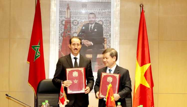 توقيع إتفاقية تعاون بين رئاسة النيابة العامة المغربية ونظيرتها بالفيتنام