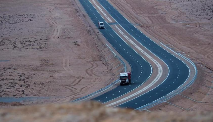 تزنيت-الداخلة.. طريق التنمية والطموح المغربي