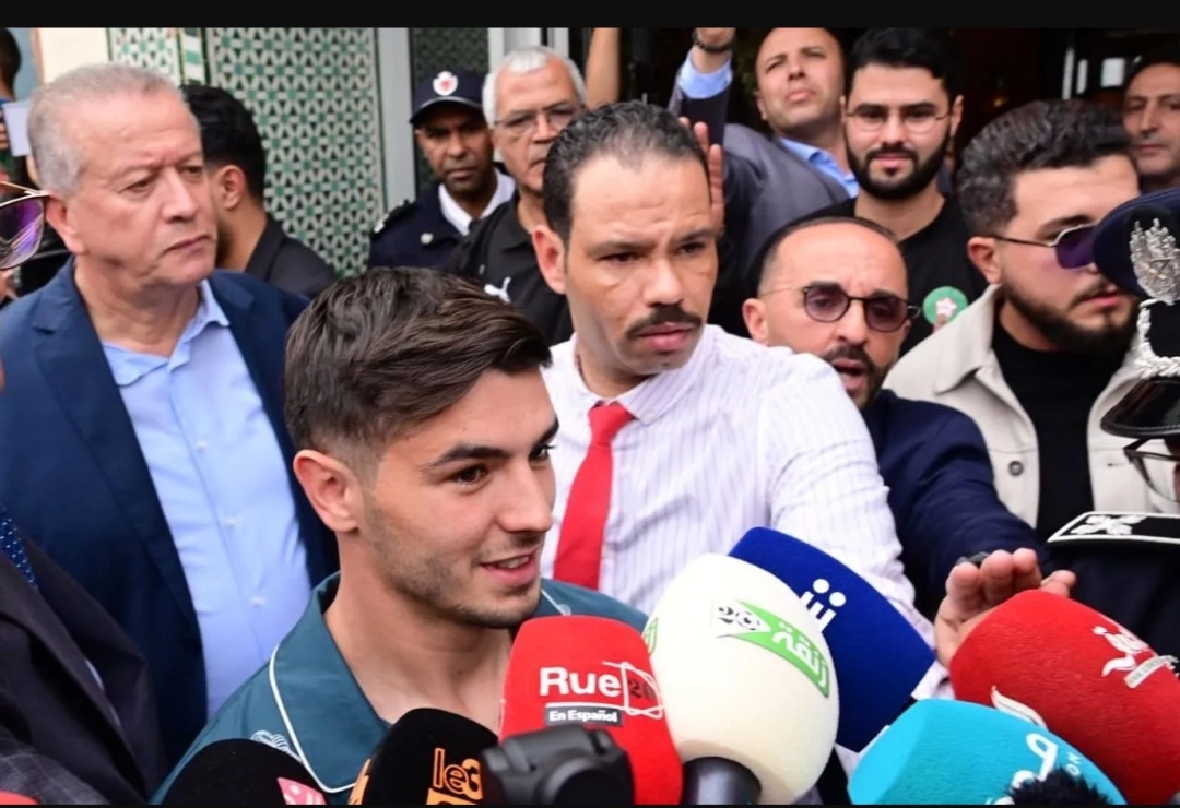 دياز سيحمل رقم 10…شكراً على كل هذا الحب أنا واحد منكم وسأقاتل من أجل هذا القميص الكبير جداً