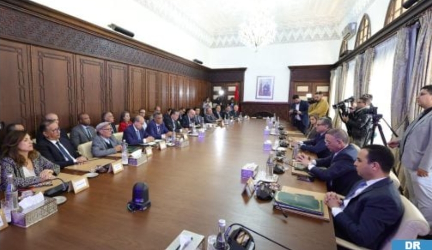 عدد المستفيدين من تحسين الدخل منذ انطلاق الحوار الاجتماعي يصل إلى 4 ملايين و250 ألف شخص (رئاسة الحكومة)