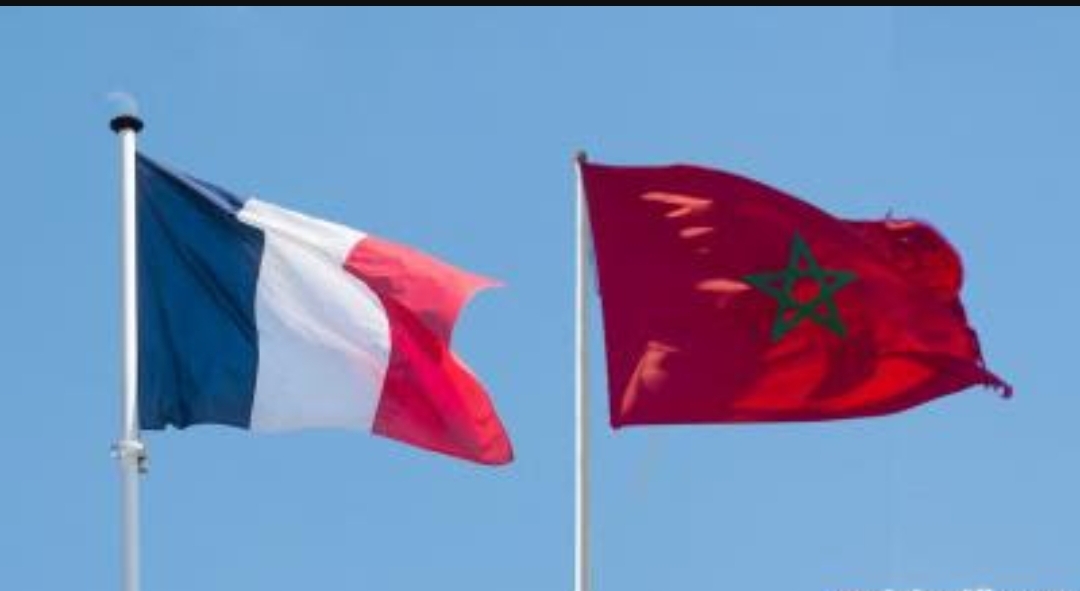فرنسا تعلن اعترافها بسيادة المغرب على الصحراء وتدعم خطة الحكم الذاتي