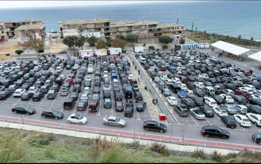 عبور قياسي لأفراد الجالية للإحتفال بالسنة الجديدة بالمغرب