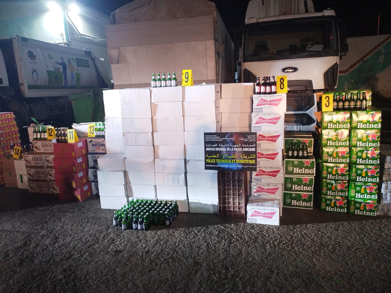 ضبط أزيد من 18 ألف قنينة من المشروبات الكحولية في مخزن سري بالناظور