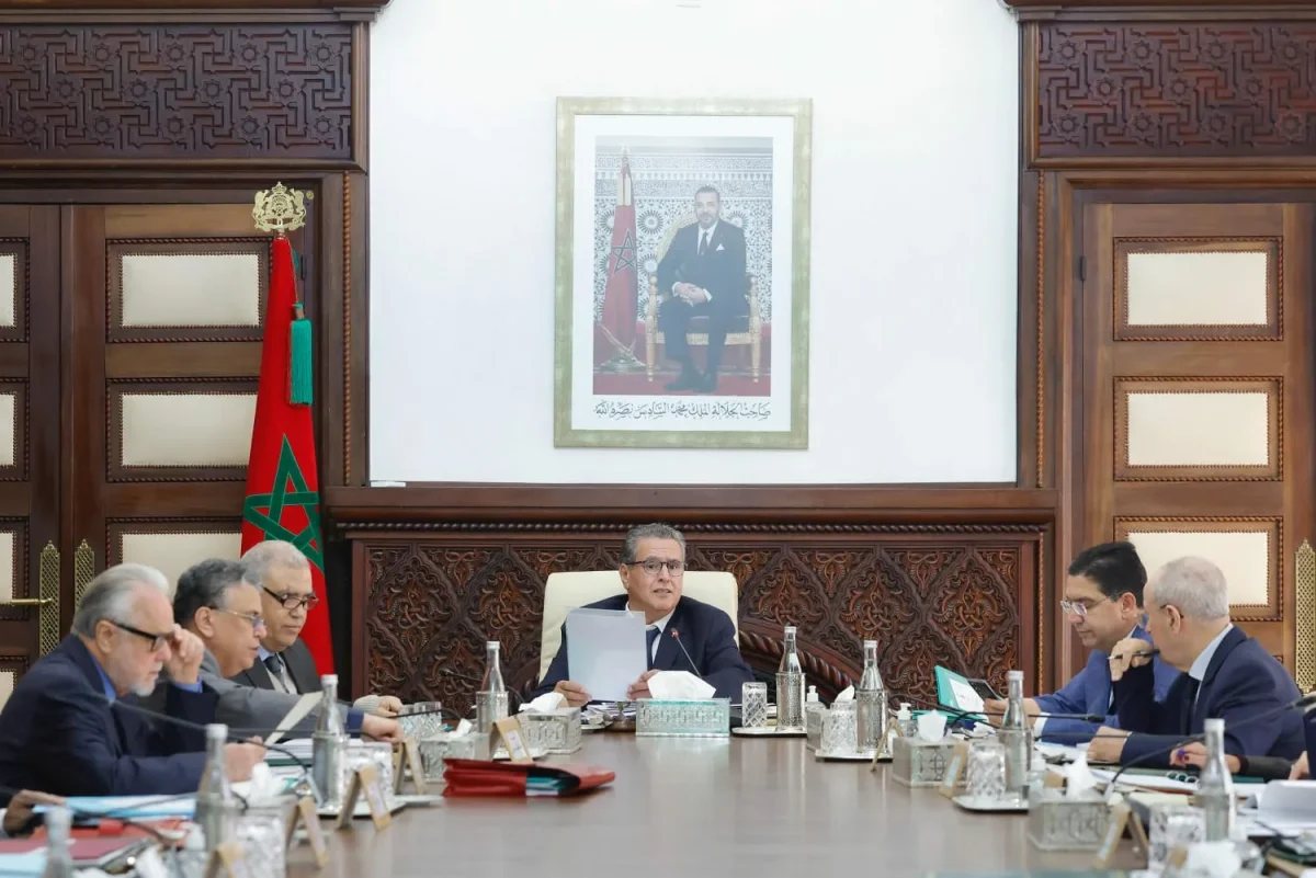 مدونة السير على طاولة المجلس الحكومي