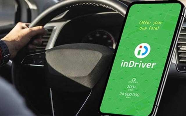 مهنيّو سيارات الأجرة يعلنون الحرب على قناة “2M” ويطالبون “الهاكا” بالتدخل الفوري