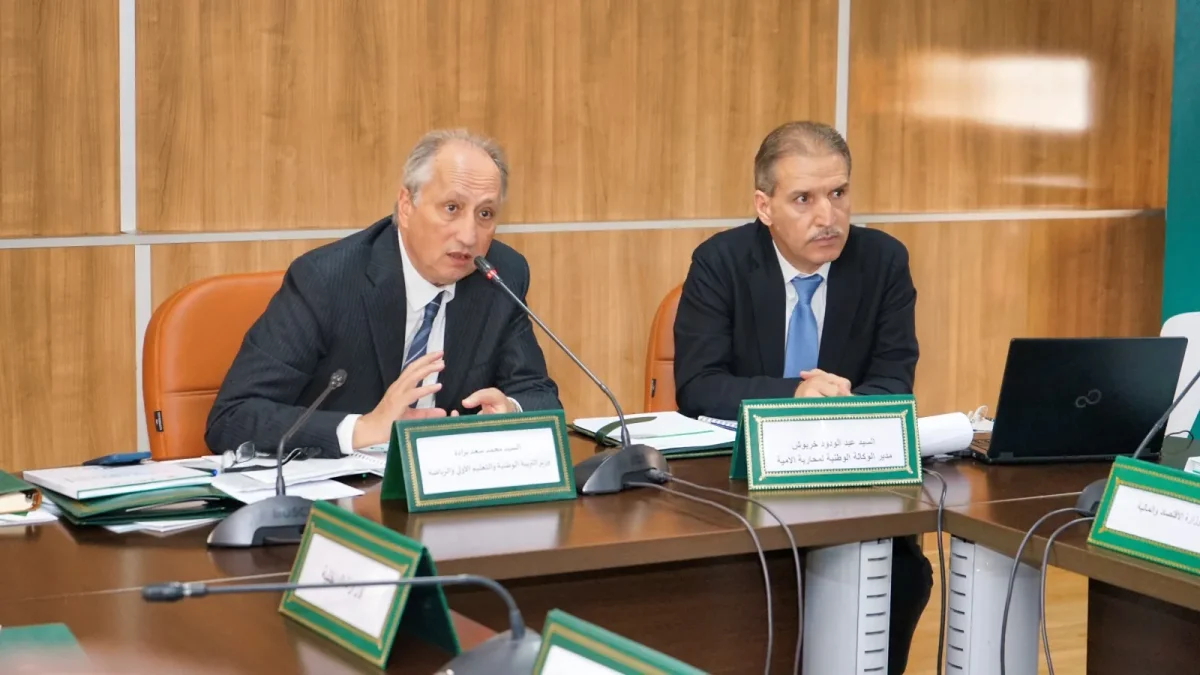 مدير معفى يفضح المستور: إعفاءات الوزير برادة تغطي على الحقيقة وتفوح منها رائحة السياسة