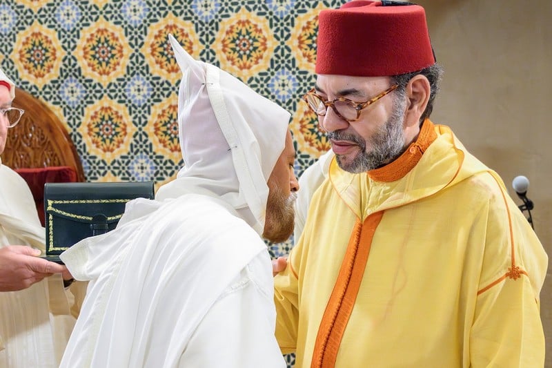 الملك محمد السادس يترأس إحياء ليلة القدر ويحتفي بحفظة القرآن الكريم