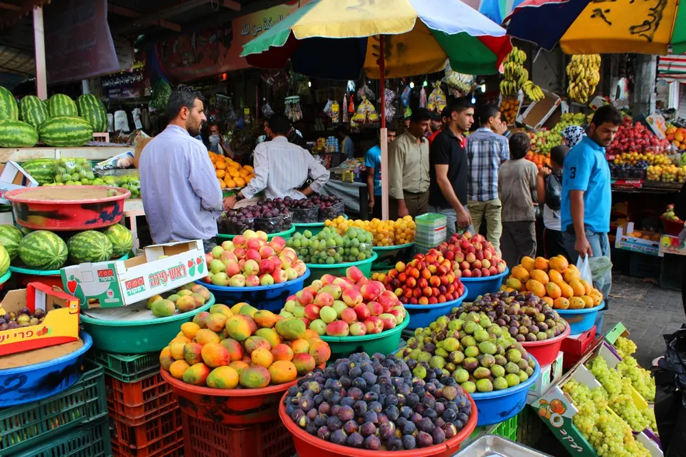 رمضان تحت رحمة المضاربين.. هل تتدخل الحكومة لوقف النزيف؟