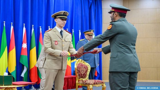 ولي العهد الأمير مولاي الحسن يشرف على تخرج فوج جديد من السلك العالي للدفاع