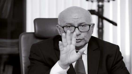 اللجنة الوطنية لحماية المعطيات تتجه لاقتناء سيارات فاخرة وسط عاصفة هجمات سيبرانية