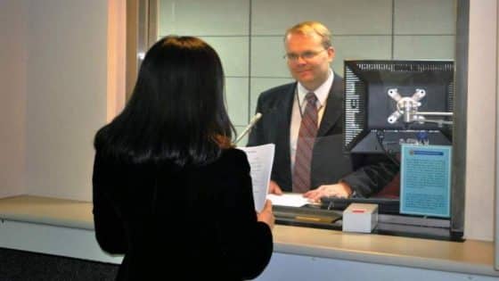 واشنطن تشدد شروط التأشيرة وتفرض كشف الحسابات الشخصية على مواقع التواصل الاجتماعي