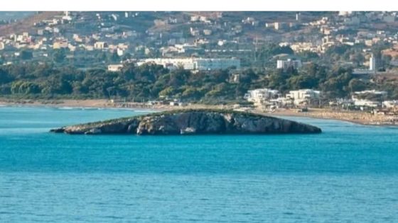 نفي رسمي إسباني لإنزال العلم من جزر محتلة قرب الحسيمة