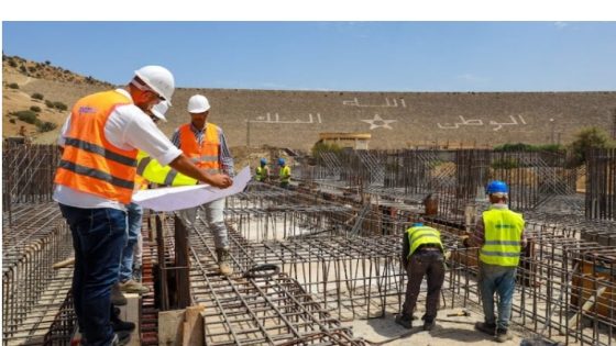 الأوراش الكبرى تحت رحمة نقص اليد العاملة.. الحلول في التأهيل و رفع الأجور