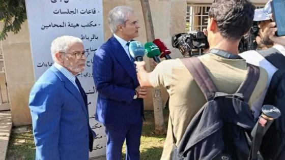 الأمير مولاي هشام.. درس في الشجاعة والرقي وسط فوضى الادعاء باسم الحرية