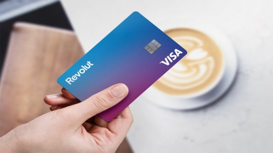 ريڤولوت يقتحم السوق المغربية ويهز عرش الأبناك التقليدية